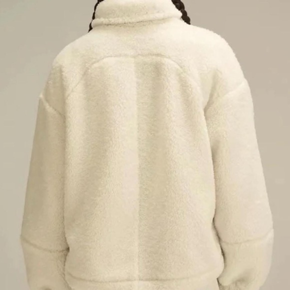 Lululemon White Opal Cream Cinchable Sherpa Fleece Jacket SZ. 8 EUC - Picture 2 of 6